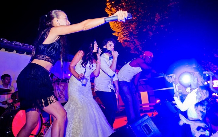 Groove Shakers - performance photo 10