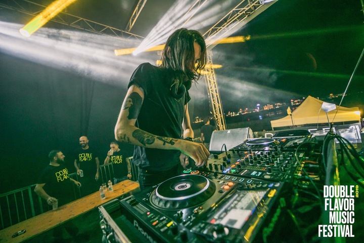 DJ Magnifiko - performance photo 7