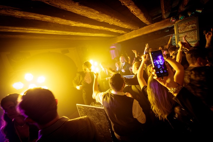 DJ Magnifiko - performance photo 1