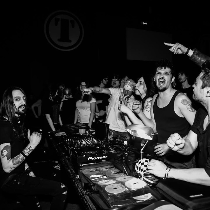 DJ Magnifiko - performance photo 5