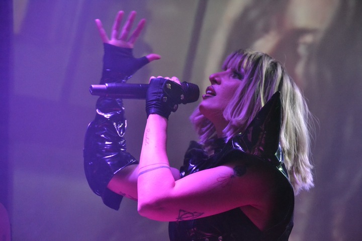 Dainty Brood - performance photo 67
