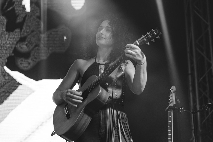 Dainty Brood - performance photo 1