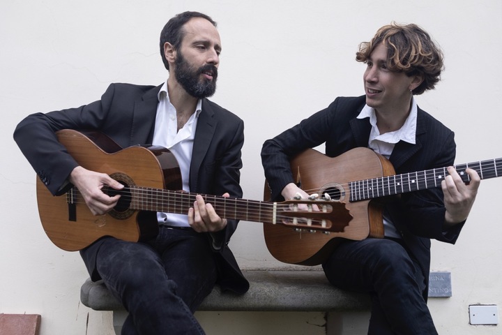 Fret Flow Duo - performance photo 6
