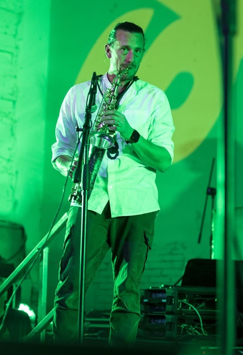 Ragazzo on Sax - performance photo 9