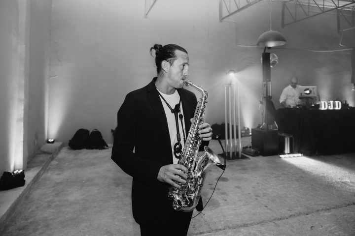 Ragazzo on Sax - performance photo 19