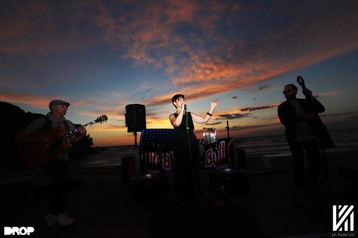 Internal Voices - performance photo 3