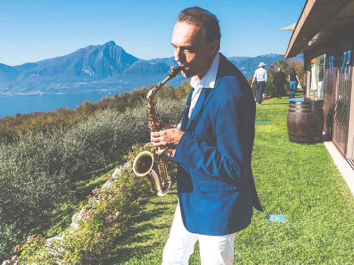 Lake Party - performance photo 10