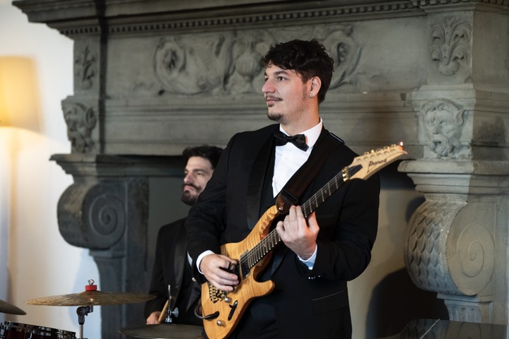 Federal - performance photo 2