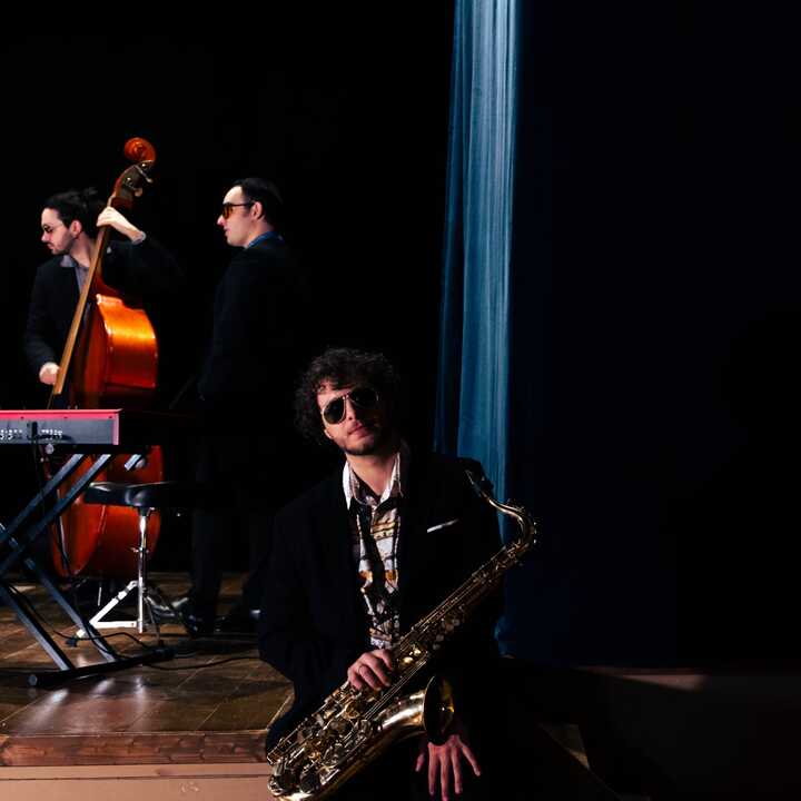 The Plush Echoes - performance photo 2