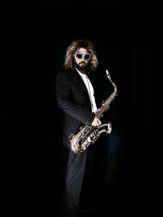 Monopoli Sax & DJ - performance photo 2