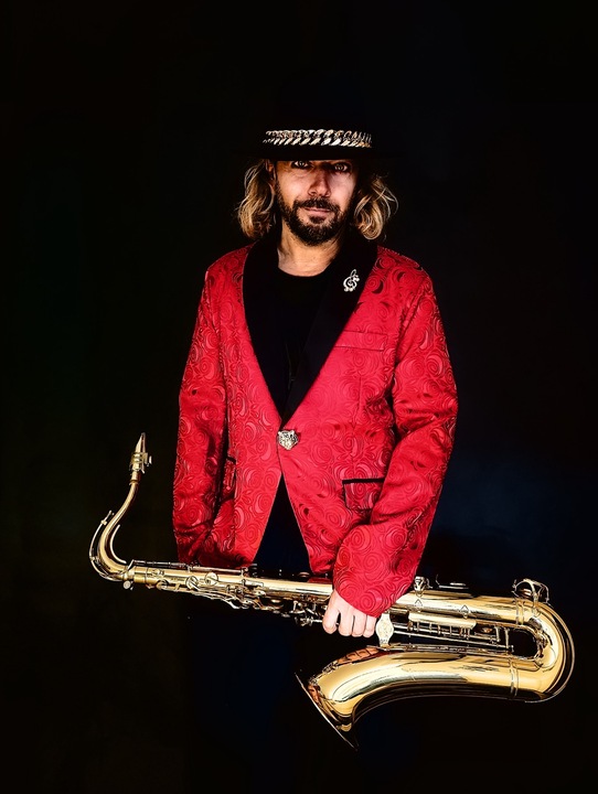 Monopoli Sax & DJ - performance photo 4