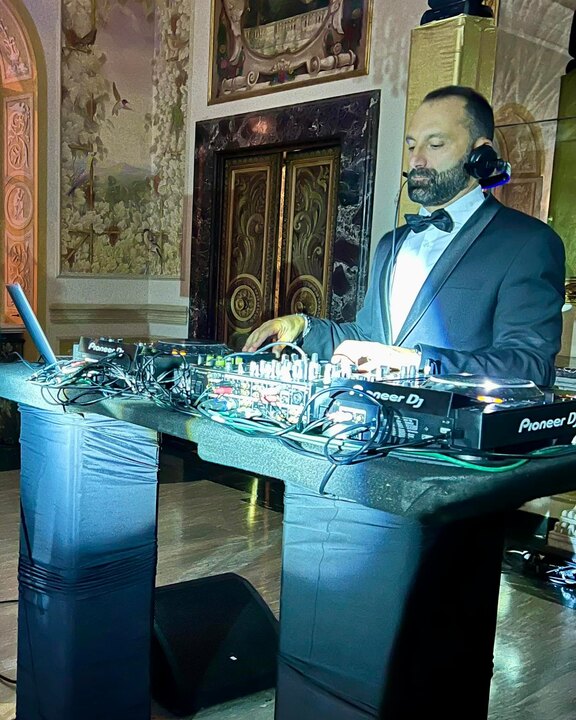 DJ Daniel - performance photo 10