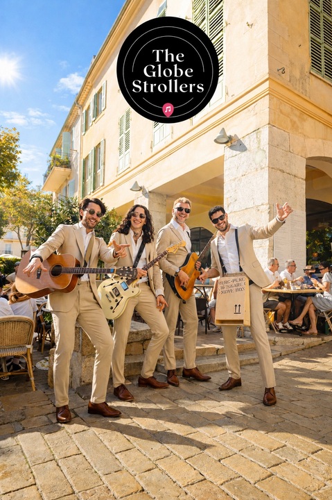 The Globe Strollers - performance photo 1