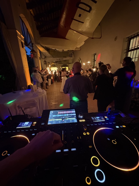 Padova DJ - performance photo 10