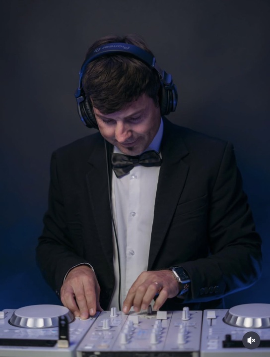 DJ Alessio - performance photo 4