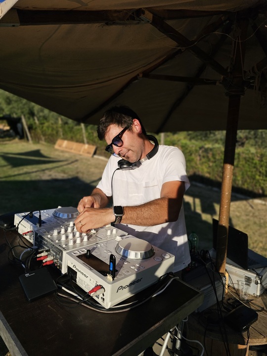 DJ Alessio - performance photo 1