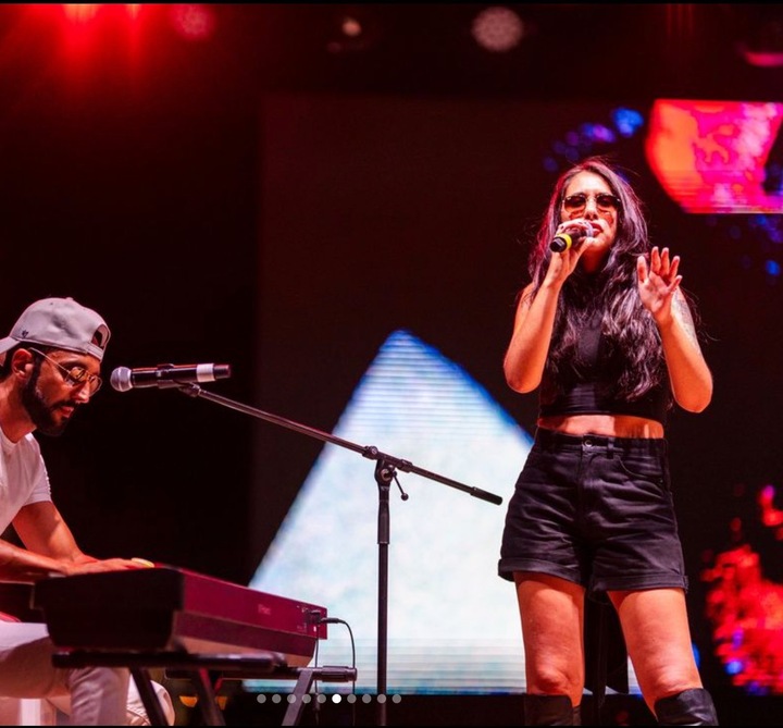 Diamond Live - performance photo 6