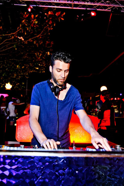 DJ Delo - performance photo 10