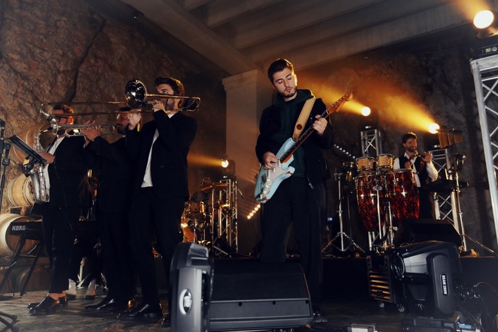 The Glamour - performance photo 2
