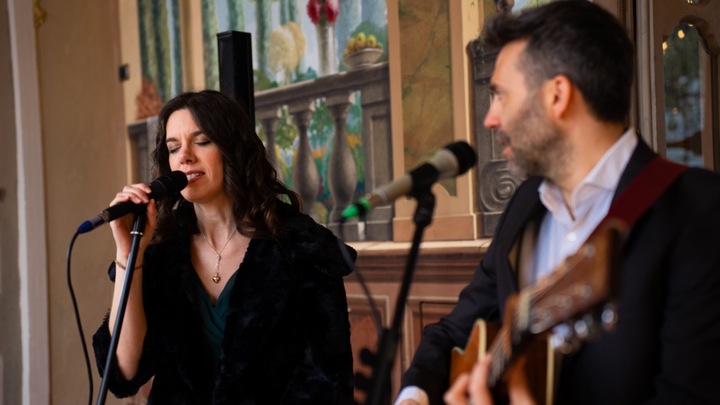Dandeluxe Duo - performance photo 4