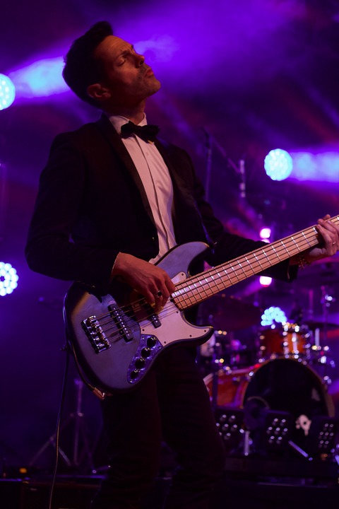 Yonder Showband - performance photo 3