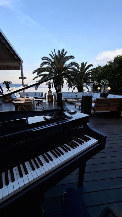 Garda Wedding Pianist - performance photo 32