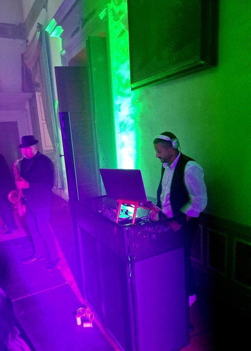 DJ Oro - performance photo 10