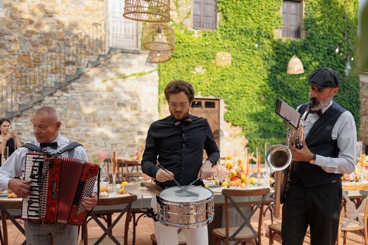 The Tuscan Strollers - performance photo 69