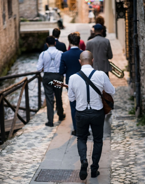 The Tuscan Strollers - performance photo 3
