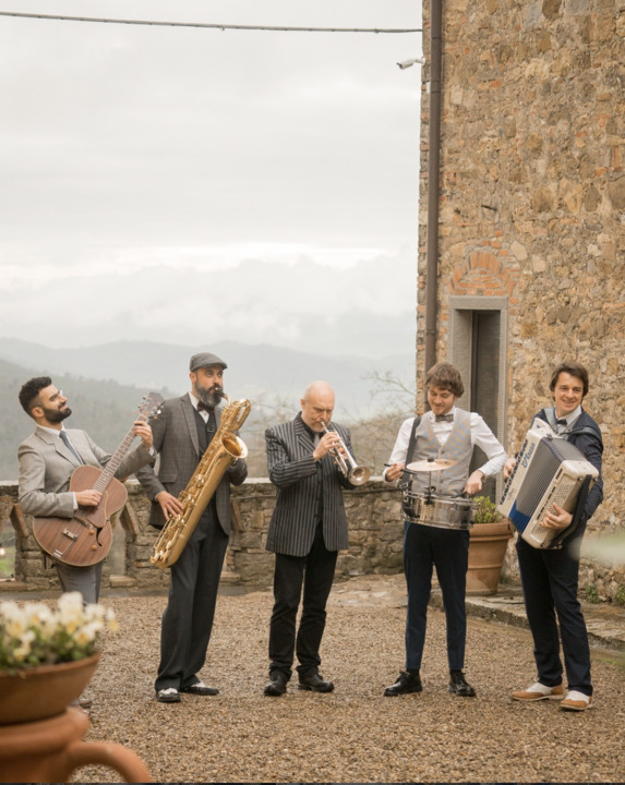 The Tuscan Strollers - performance photo 19