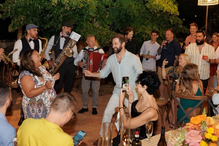 The Tuscan Strollers - performance photo 87