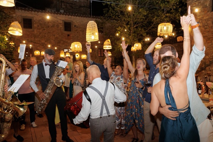 The Tuscan Strollers - performance photo 91