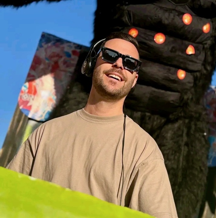 Spinning Rome - performance photo 11