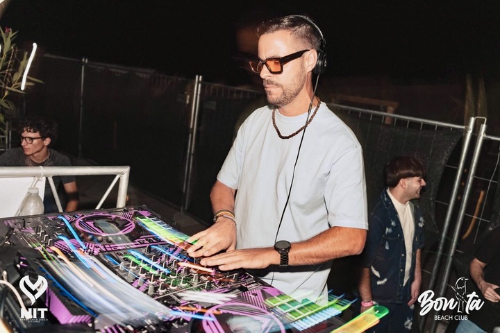 Spinning Rome - performance photo 5