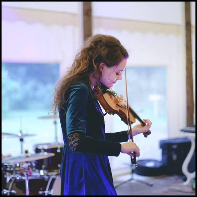 Seafolk Ceilidh Band - performance photo 2
