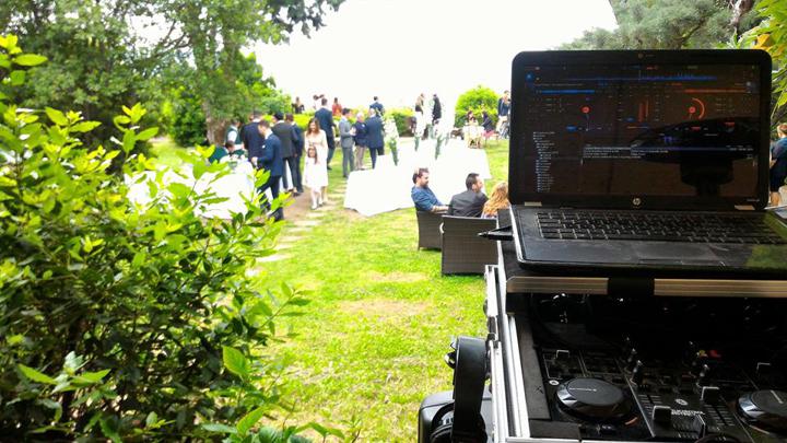 DJ Lozzy - performance photo 17