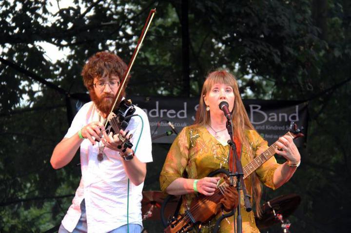 The Irish Folk Duo