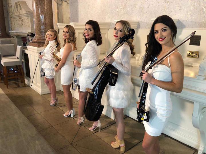 Aquarius Strings - performance photo 18