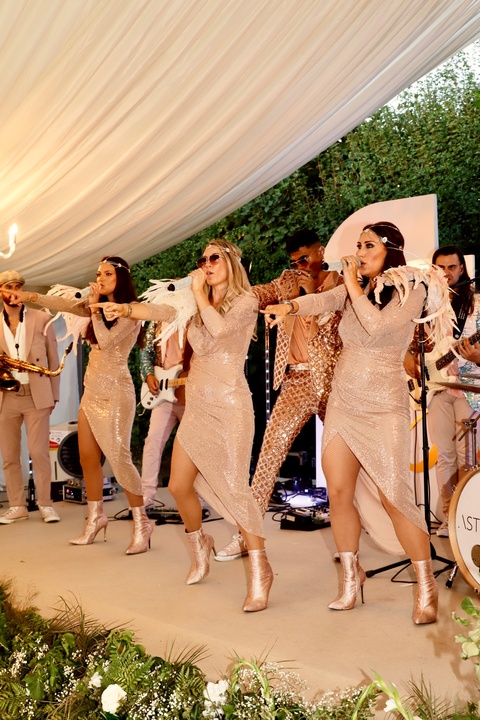 Solid Gold - performance photo 39
