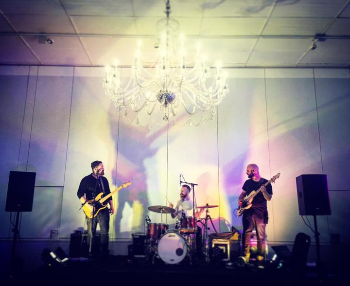 Solid Gold - performance photo 36