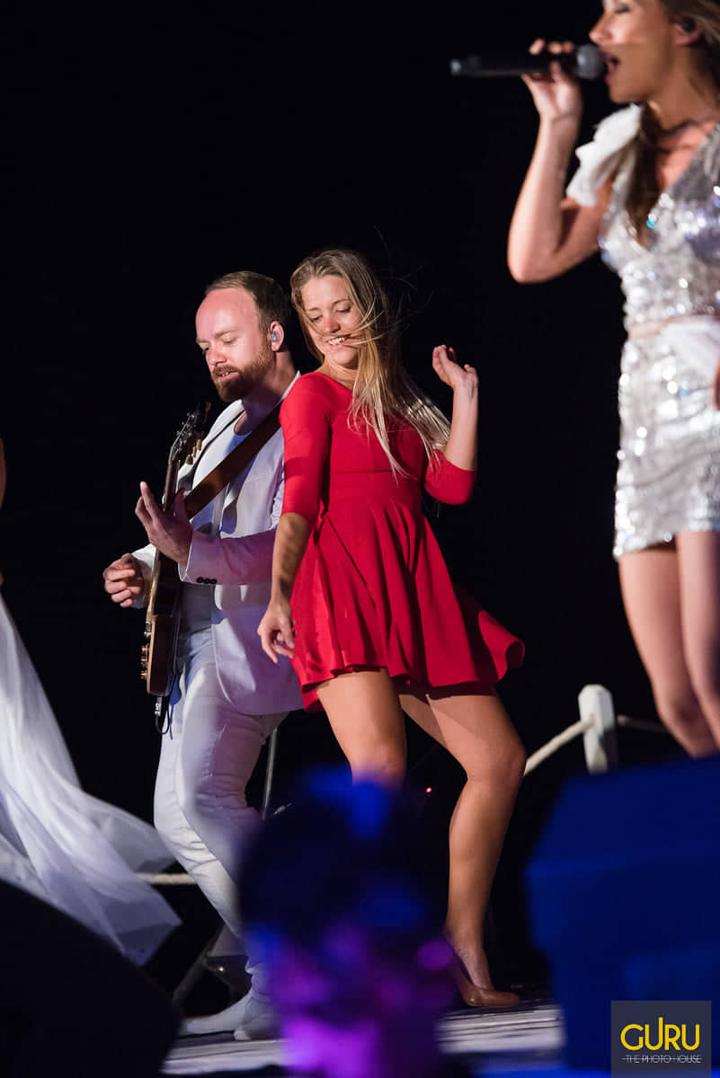 Solid Gold - performance photo 7