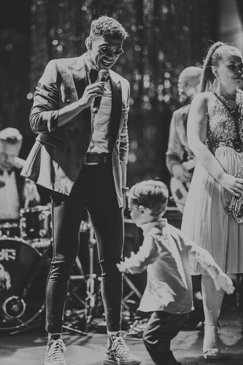 Solid Gold - performance photo 4