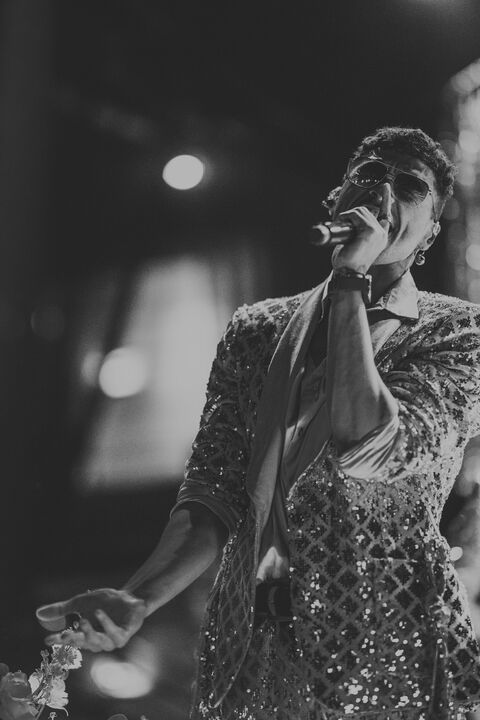 Solid Gold - performance photo 49
