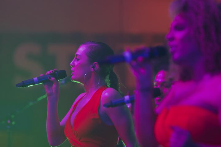The Power - performance photo 9