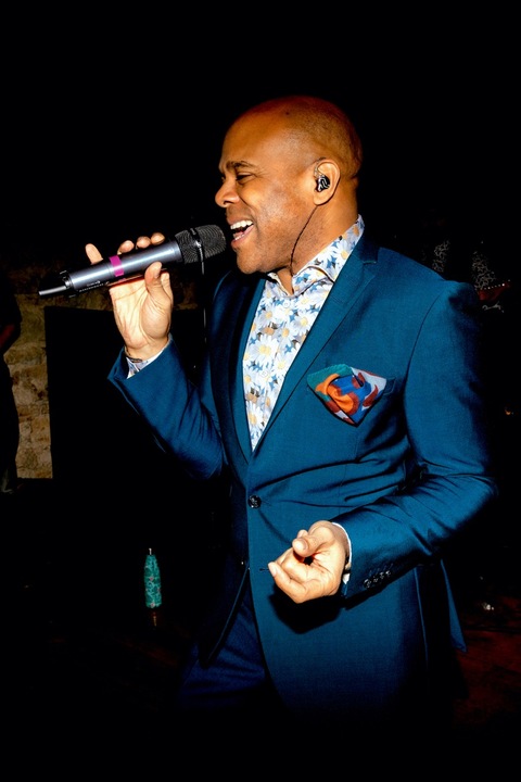 The Power - performance photo 4