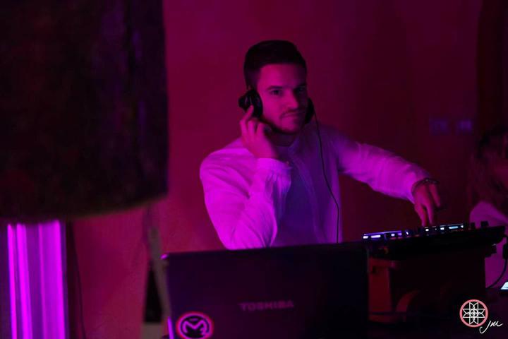 DJ Luke - performance photo 8